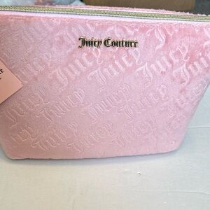 Juicy Couture Baby Pink Soft Cosmetic Travel Makeup Bag W/ 1 Toiletry Bottle